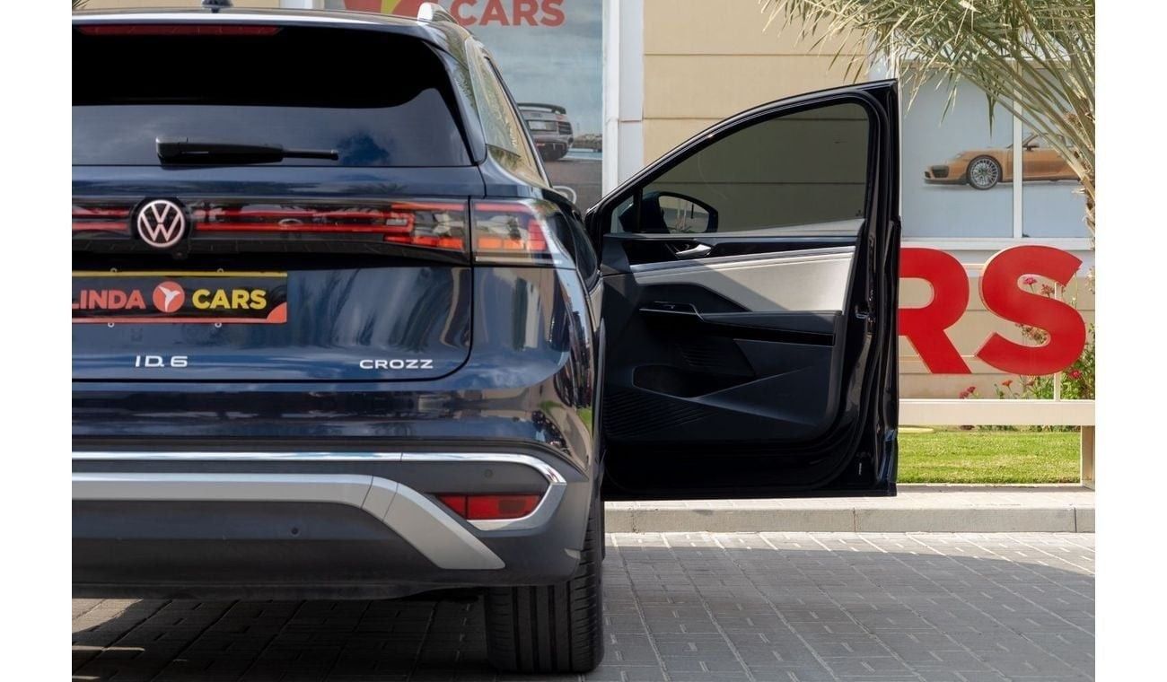 فولكس واجن ID.6 Volkswagen ID.6 Crozz Pro 2022 Chinese Spec under Warranty with Flexible Down-Payment.