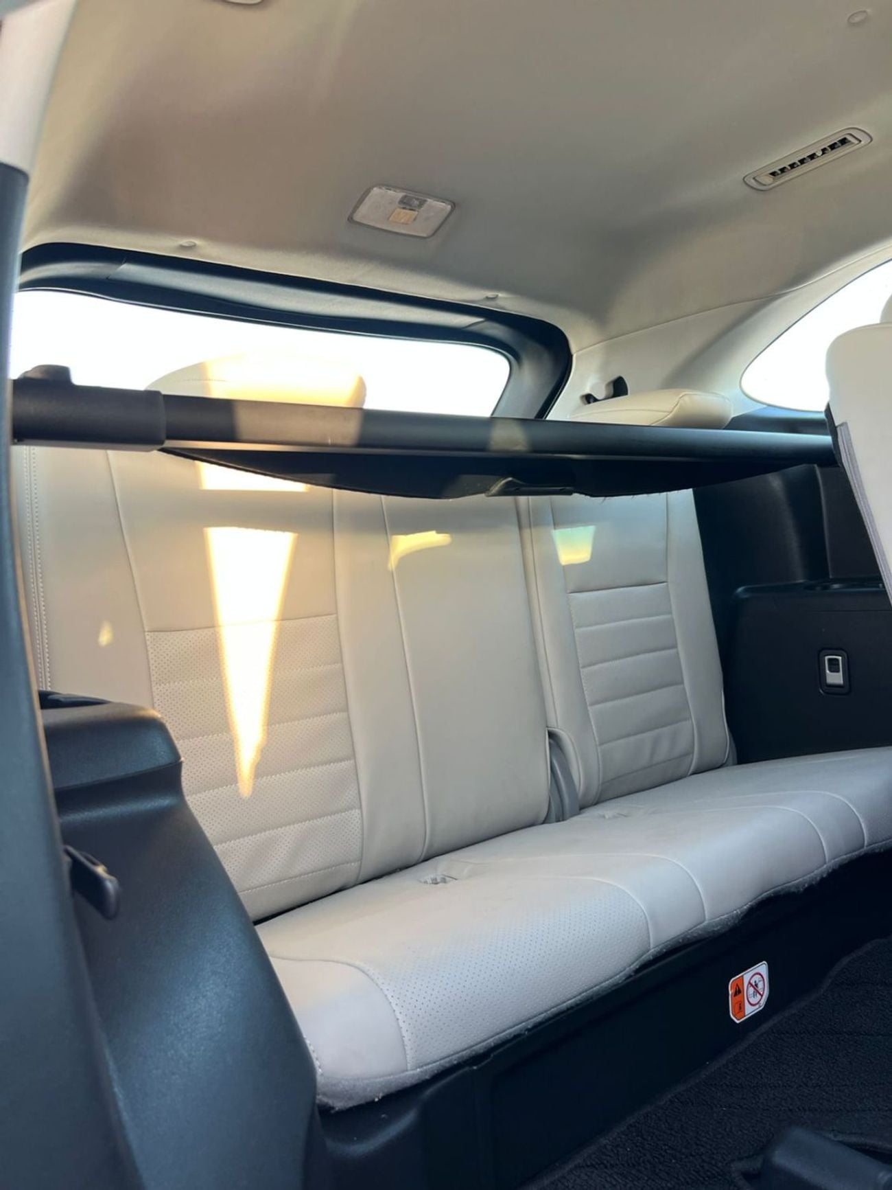 Toyota Highlander 2022 Toyota Highlander Hybrid GLE Full Option Gcc -2.5L V4 - Rear Camera & Sensor - Leather Seat - S