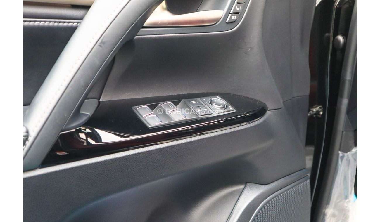 لكزس LX 570 • LEXUS - LX 570 – 2018 MODEL 5.7L 8cy 4946 km use