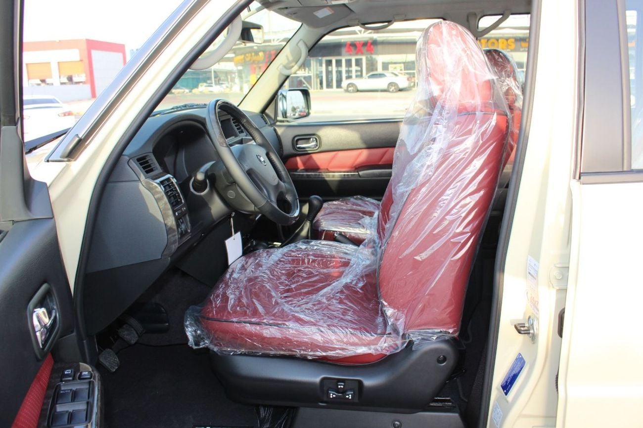 Nissan Patrol Super Safari Manual Gear |Brand New | Under Official Dealer Warranty | Full Option