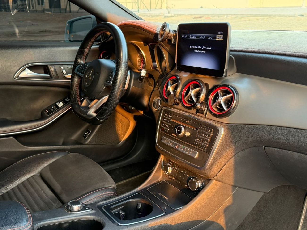 مرسيدس بنز CLA 250 Premium 2.0L