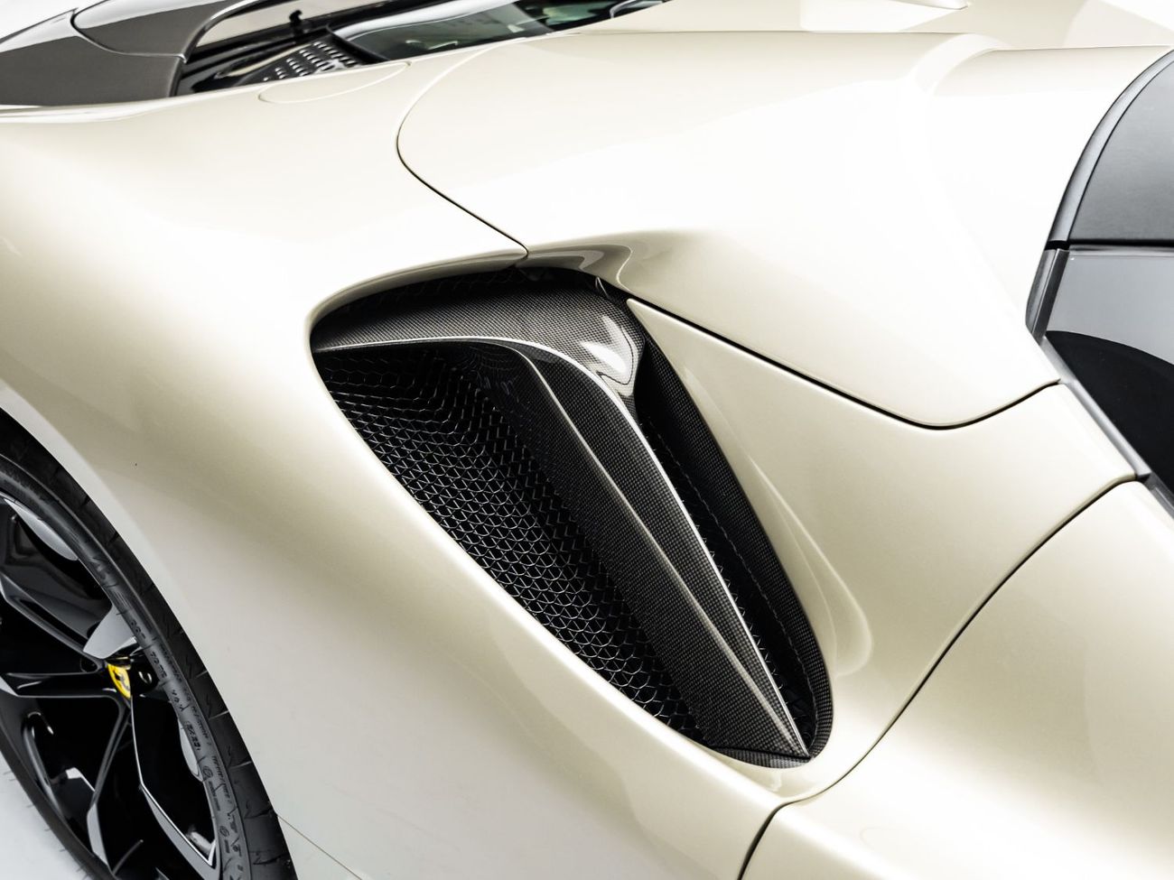 Ferrari SF90 Spider 2024 Ferrari SF90 Spider Assetto Fiorano, Ferrari Warranty and Service Contract, Low KMs, GCC