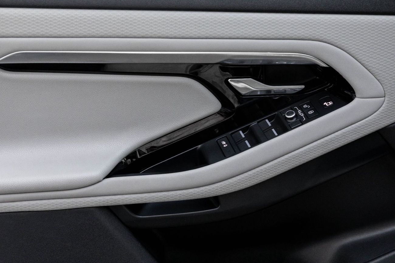 Land Rover Range Rover Evoque S P200 | 2,644 P.M  | 0% Downpayment | LOW MILEAGE!