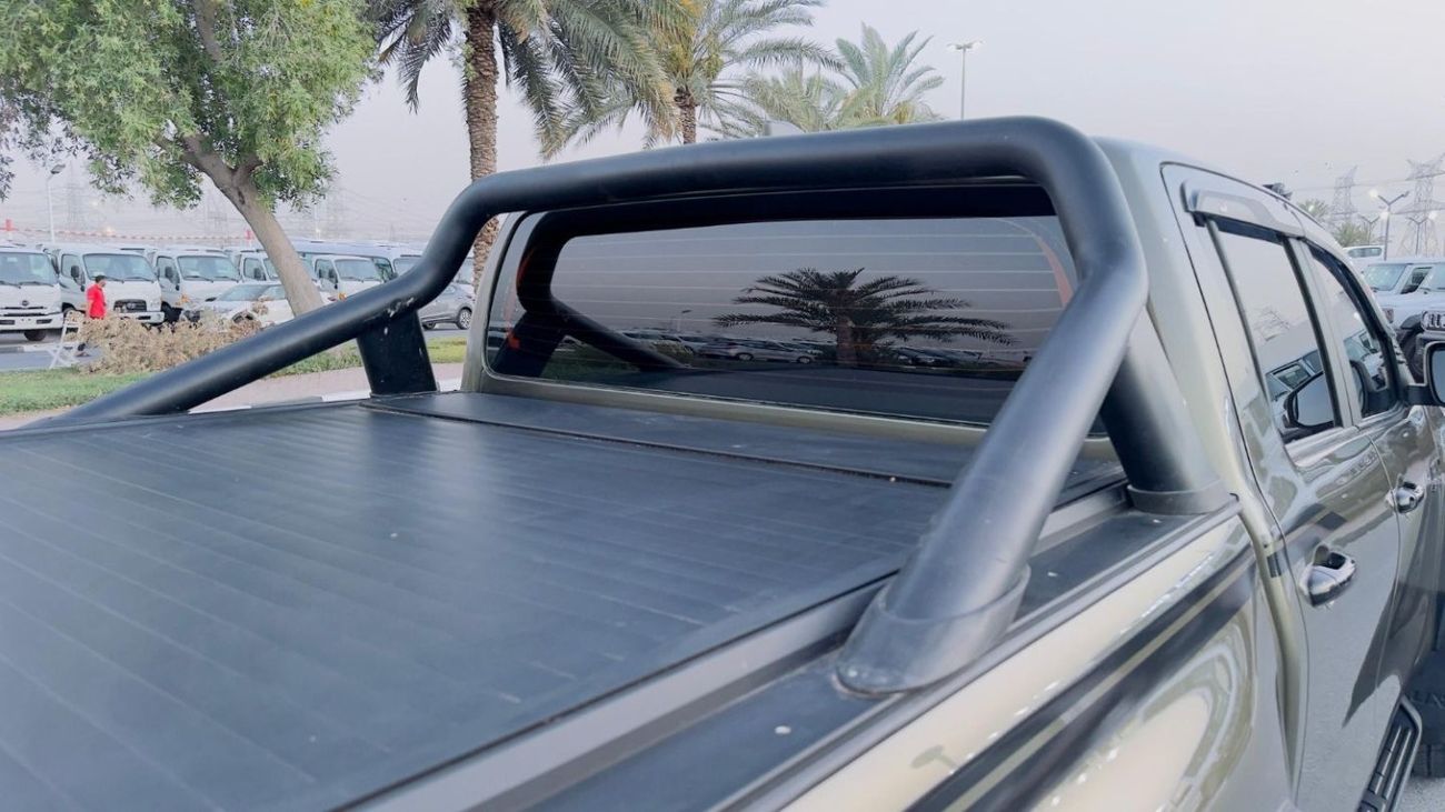 Toyota Hilux GR KIT INSTALLED | AFTER MARKET SIDE FENDERS | 2.8L DIESEL | RHD | REAR VIEW CAMERA