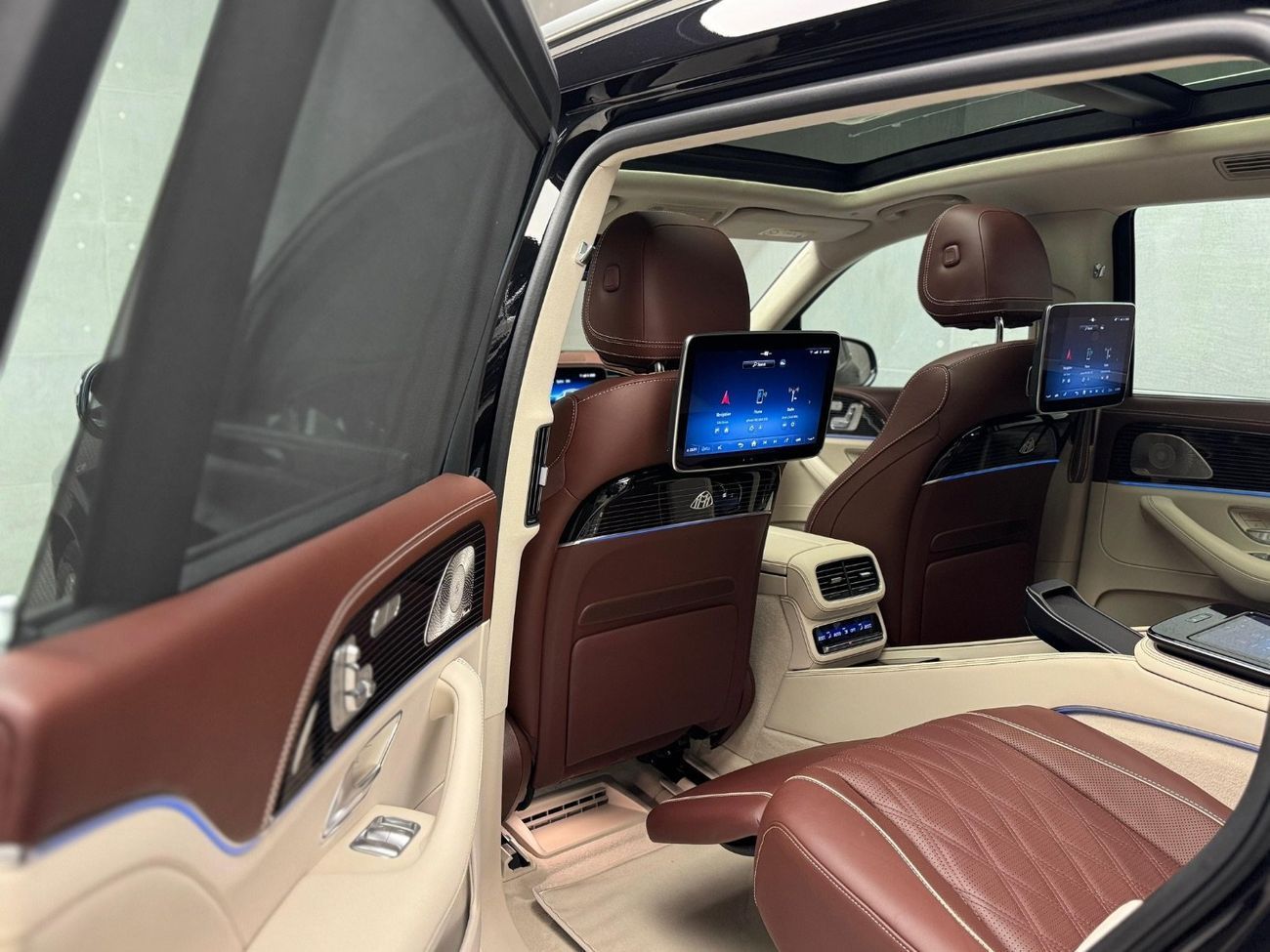 مرسيدس بنز GLS 600 Maybach