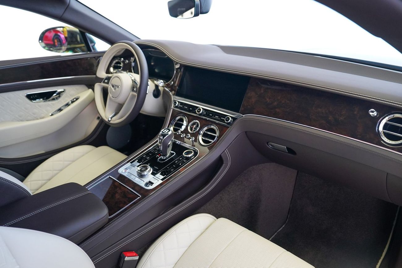 بنتلي كونتيننتال جي تي 6.0L W12 (626 HP)