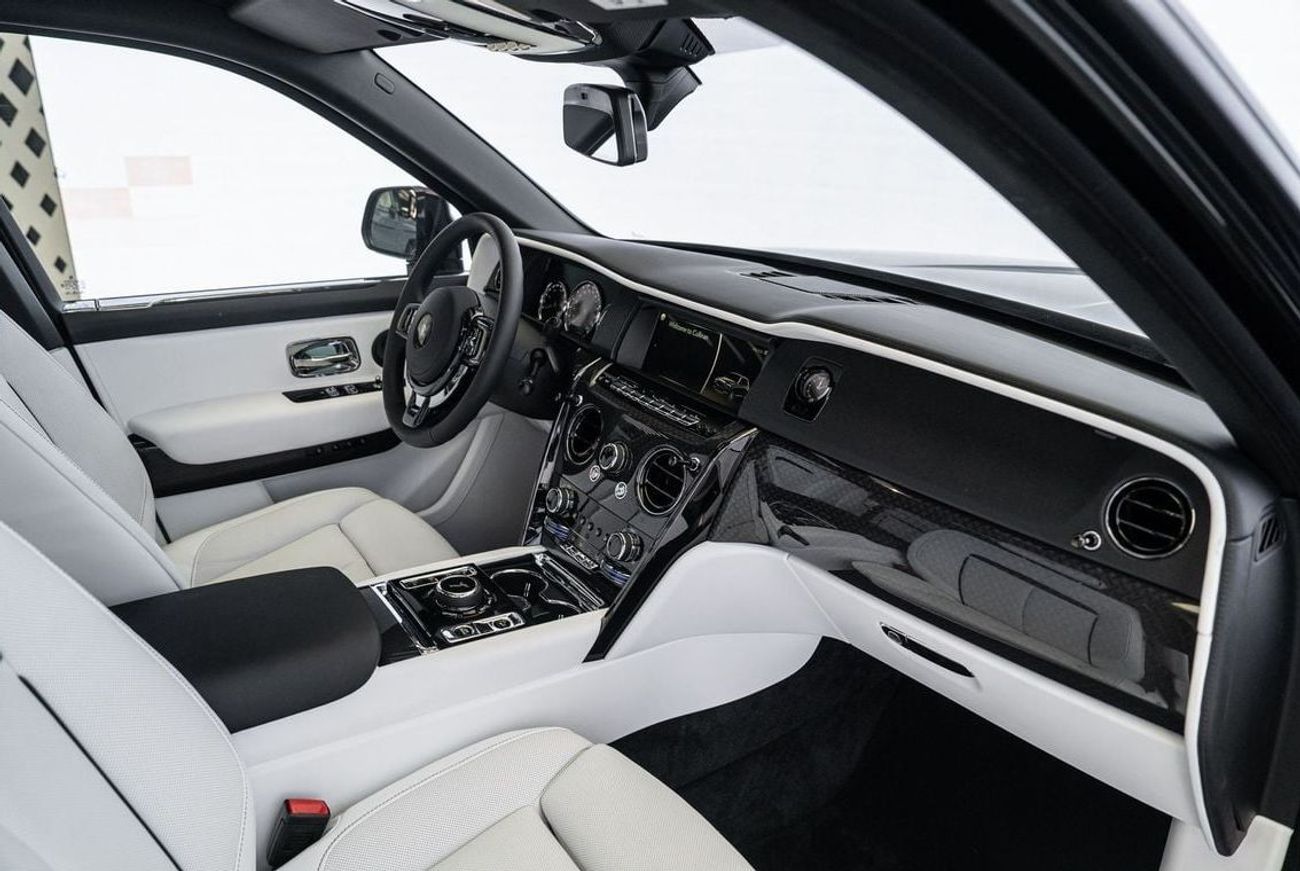 Rolls-Royce Cullinan Rolls Royce Cullinan Black Badge