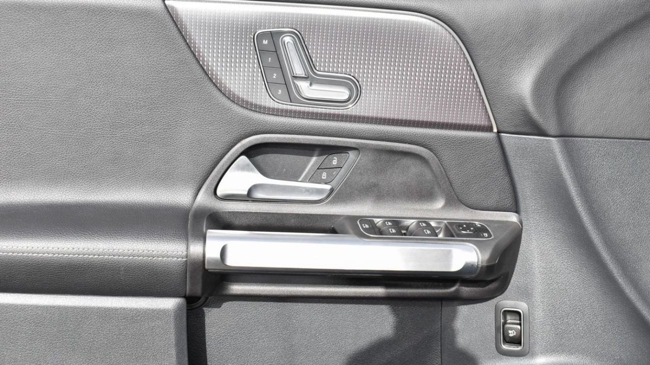 Mercedes-Benz GLB 250 4MATIC Mercedes GLB250 AMG II 2022 II FULLY LOADED