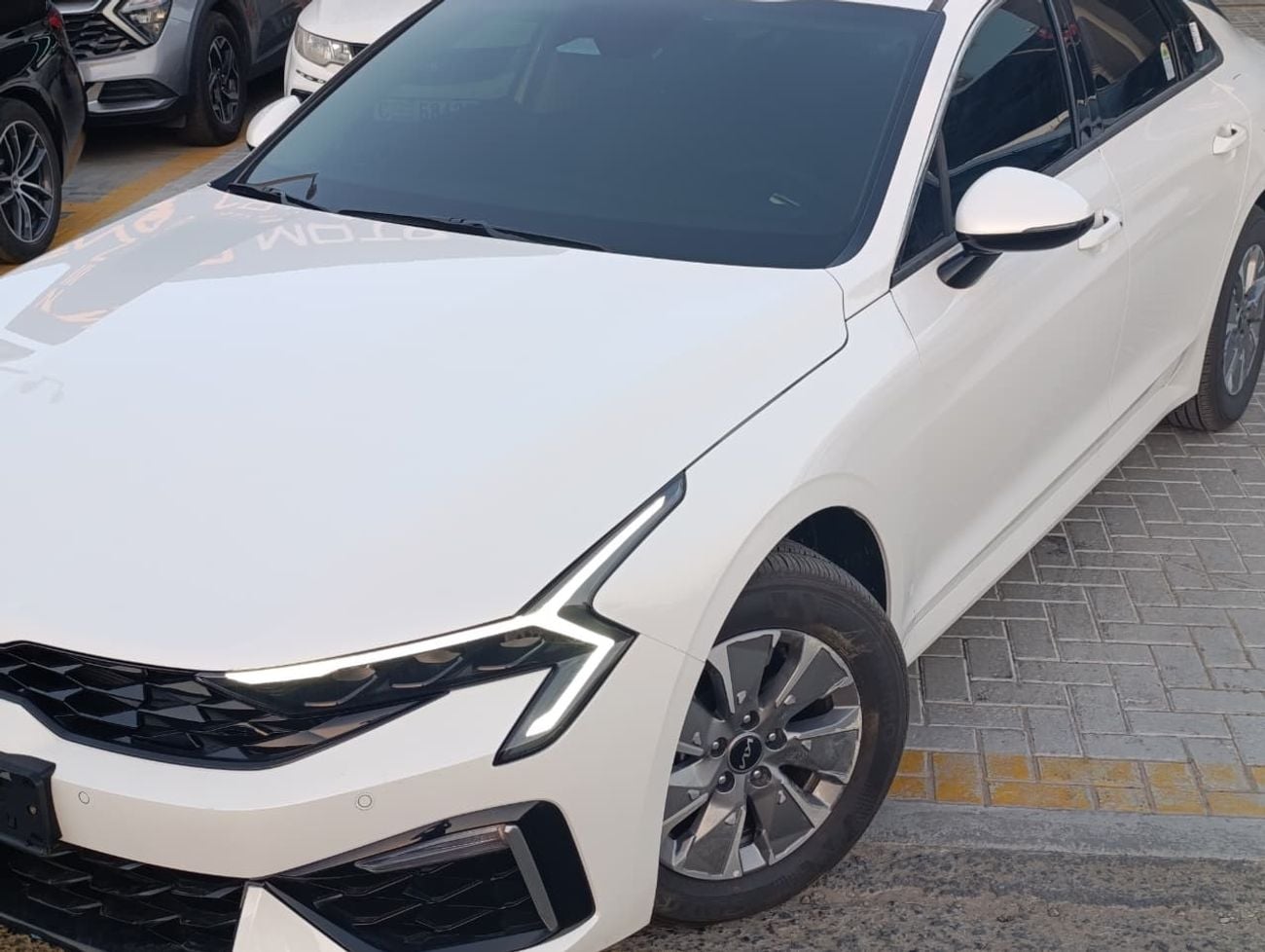 Kia K5 EX