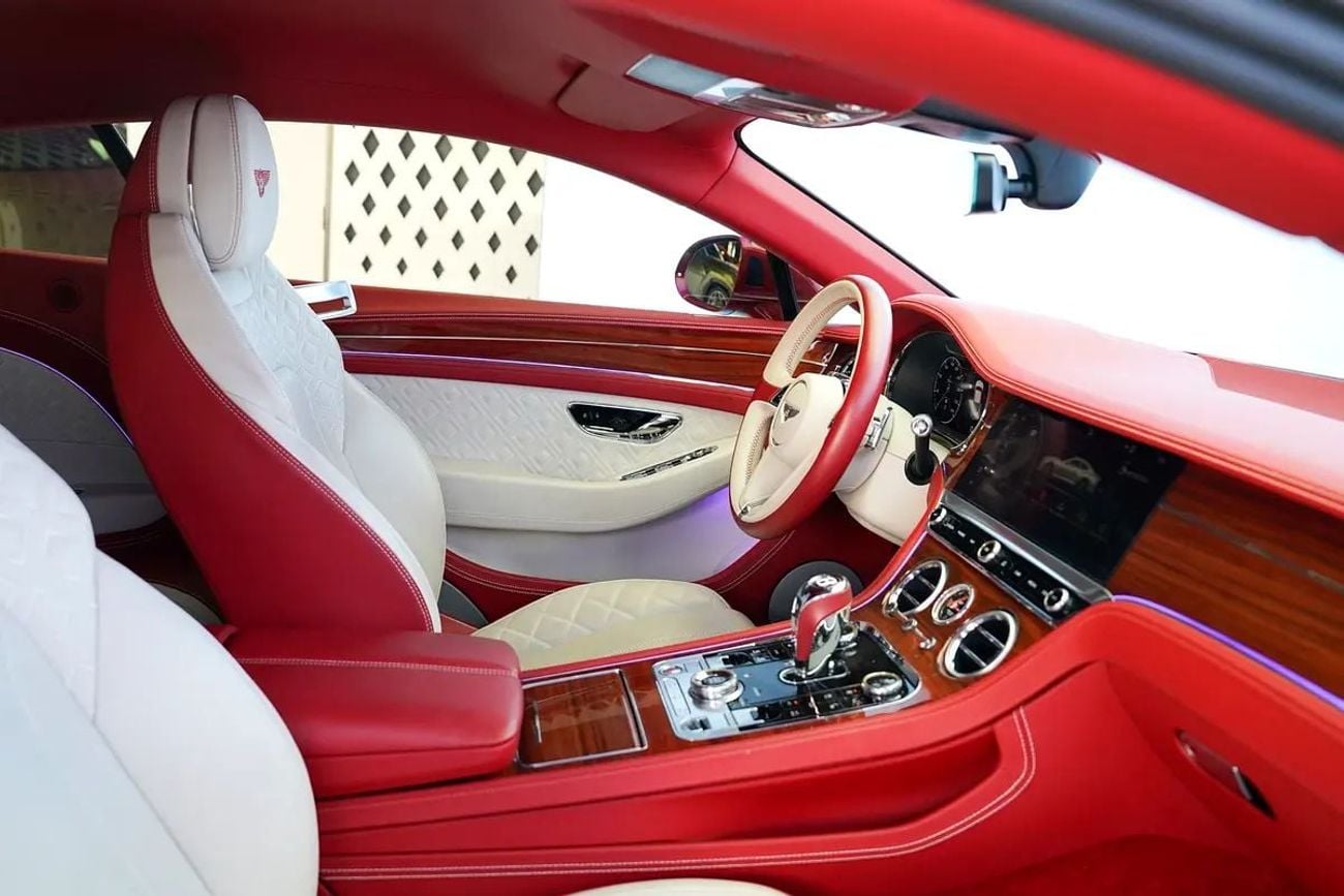 Bentley Continental GT W12 6.0L W12 (626 HP)