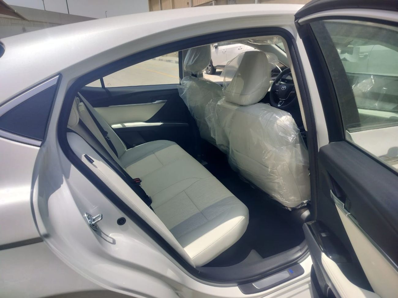 تويوتا كامري Toyota Camry 2025 Twin Engine 2.5HG Premium edition