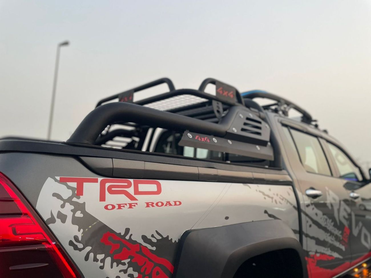 Toyota Hilux 2020 Toyota Hilux Revolution Edition - 4x4 | GCC Specs | Full Off-Road Build