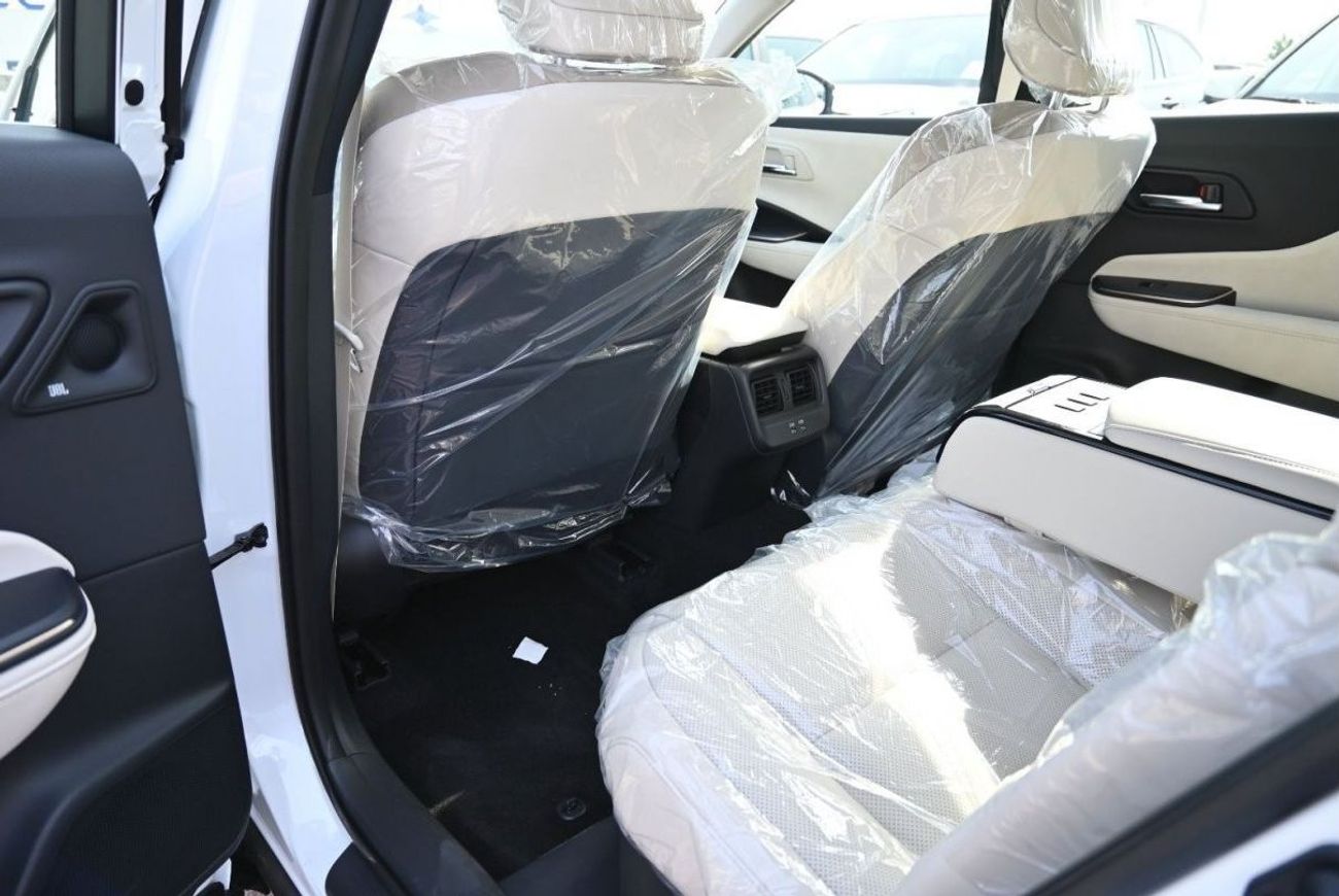 تويوتا كراون تويوتا كراون 2.5 لتر هايبرد، سيدان، دفع أمامي، 4 أبواب، لون أبيض، موديل 2023