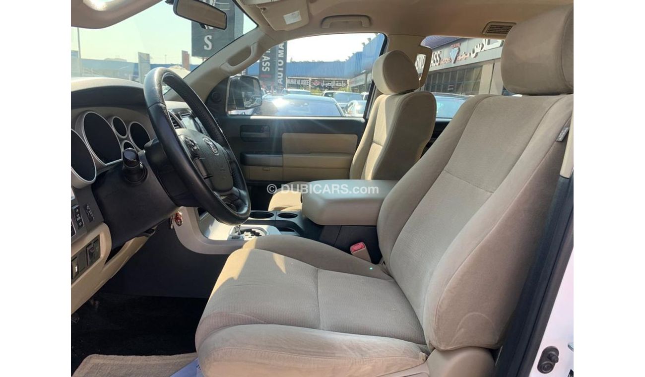 Toyota Sequoia 5.7L V8 GCC SPECS