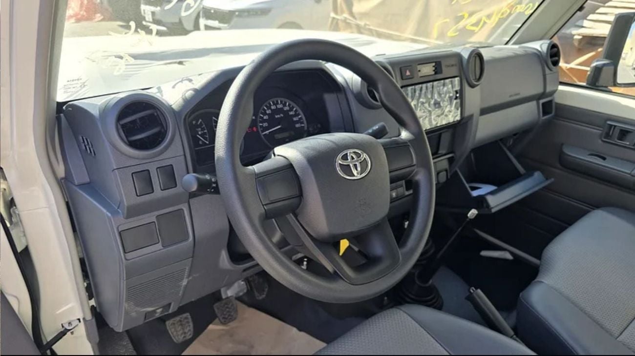 Toyota Land Cruiser 70 TOYOTA LAND CRUISER LC78 4.2D MT 2024