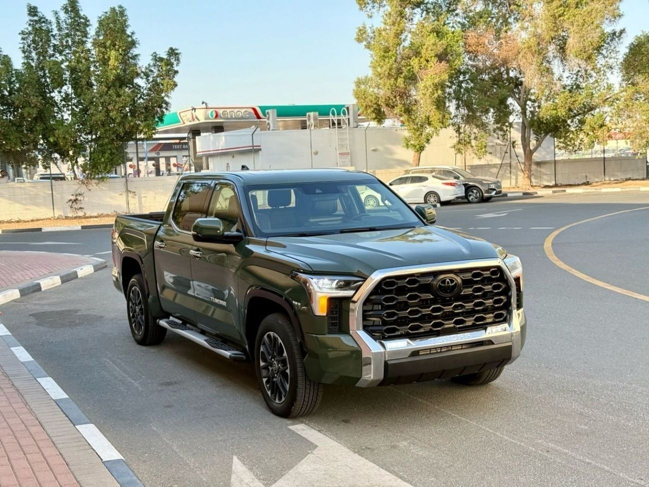 Toyota Tundra TOYOTA TUNDRA LIMITED| 3.5 TWIN TRUBO | FULL OPTION | PANORAMIC | UAE PASS | 4X4