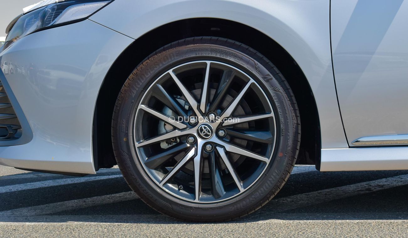 Toyota Camry GLE-X 2.5L  | Hybrid | 2022 | For Export Only