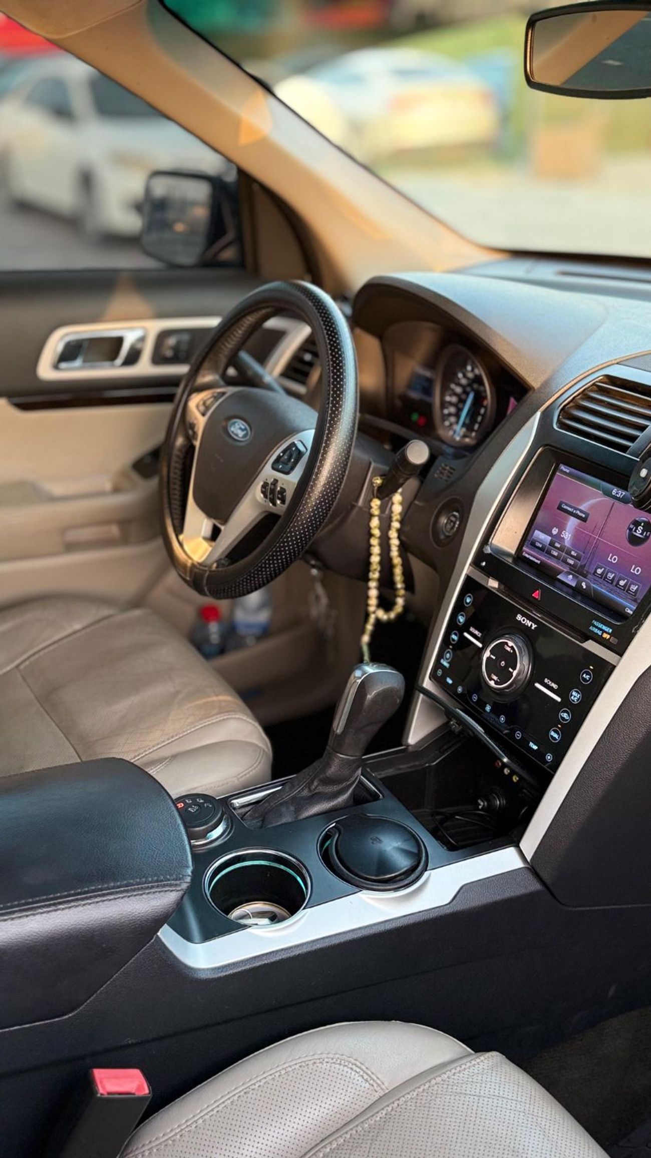 Ford Explorer Sport Trac فورد اكسبلورر LIMITED موديل : 2013 المطلوب 20,000 درهم  مواصفات خليجيه  ، 6 سلندر ، 7 مقاعد ، شاشة  