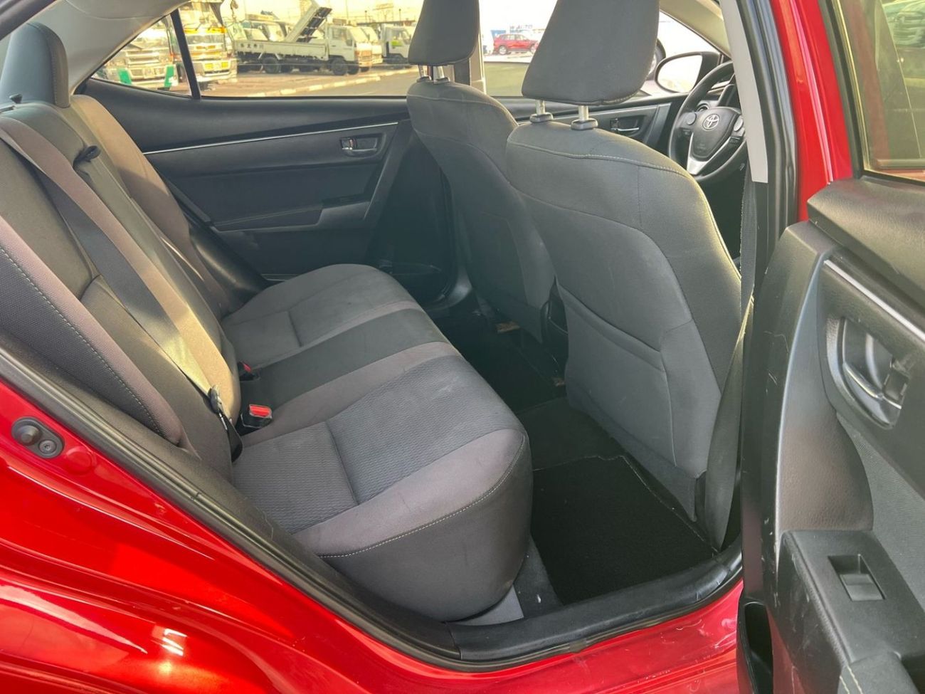 Toyota Corolla 2018 TOYOTA COROLLA 1.8L - PW - REAR CAMERA - BLUETOOTH - AUTOMATIC TRANSMISSION - VERY CLEAN FROM I