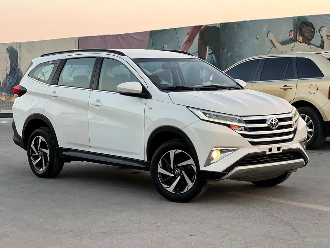 تويوتا راش EX 1.5L تويوتا راش — |