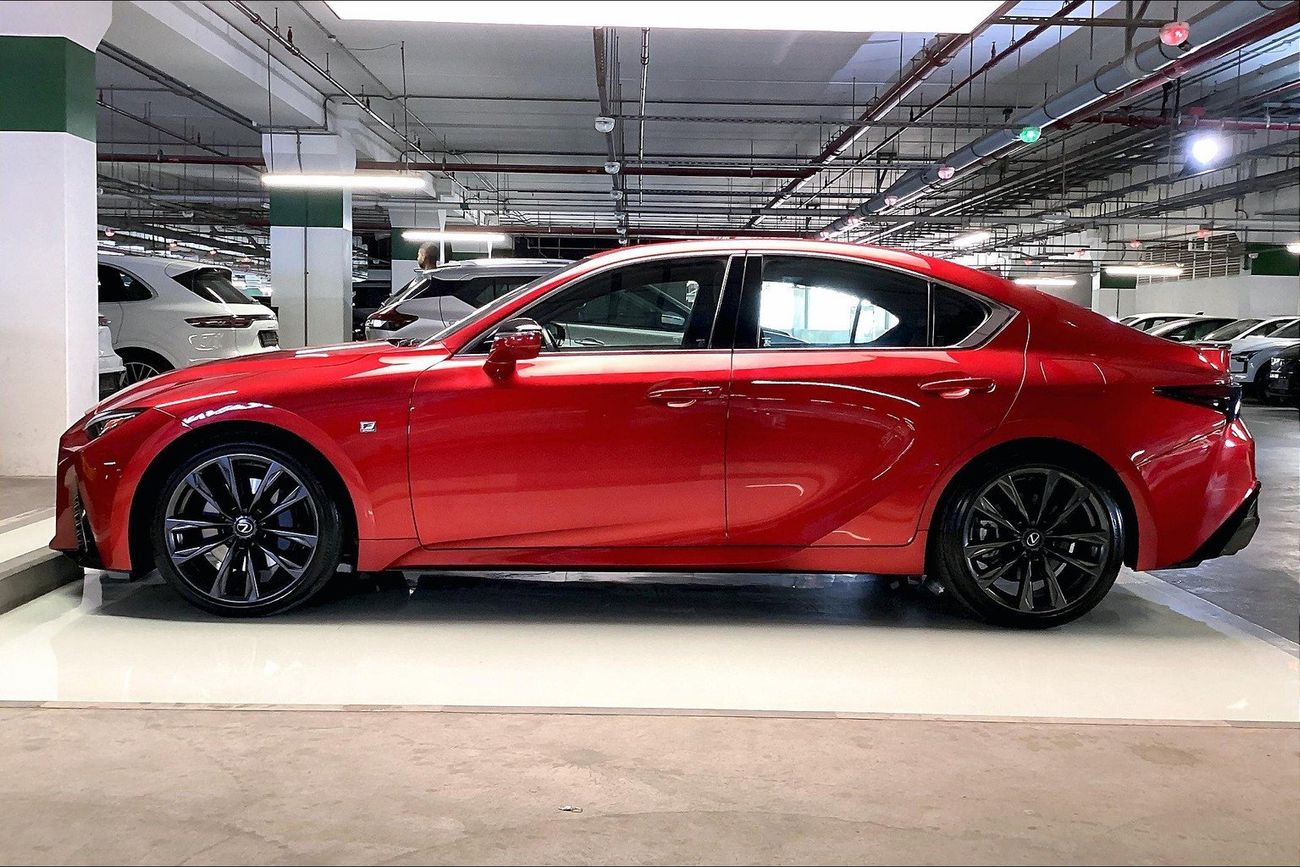 Lexus IS350 F Sport Platinum | National Day Celebration | Guaranteed Warranty | 0 Down Payment