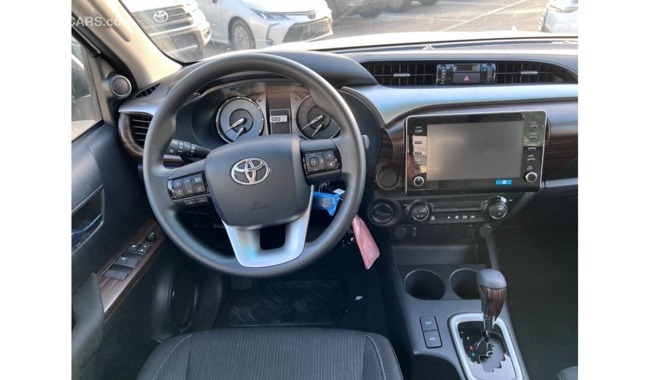 Toyota Hilux TOYOTA HILUX 2.4L A/T  WHITE 2022