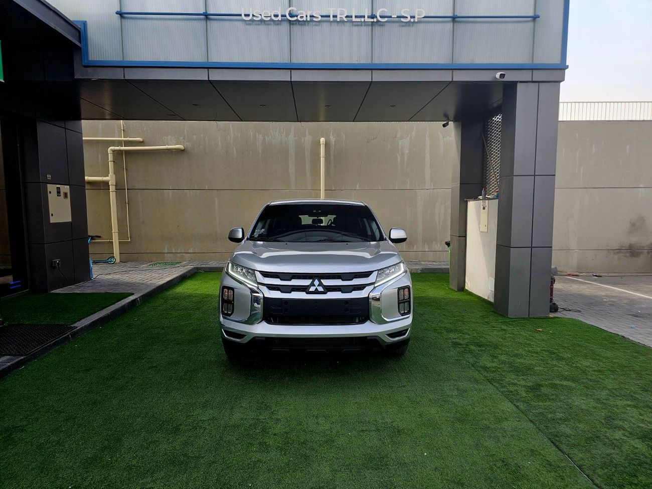 Mitsubishi ASX ASX GCC/ GLX 2.0 V4/ ORIGINAL PAINT/ LOW MILEAGE/ SINGLE OWNER