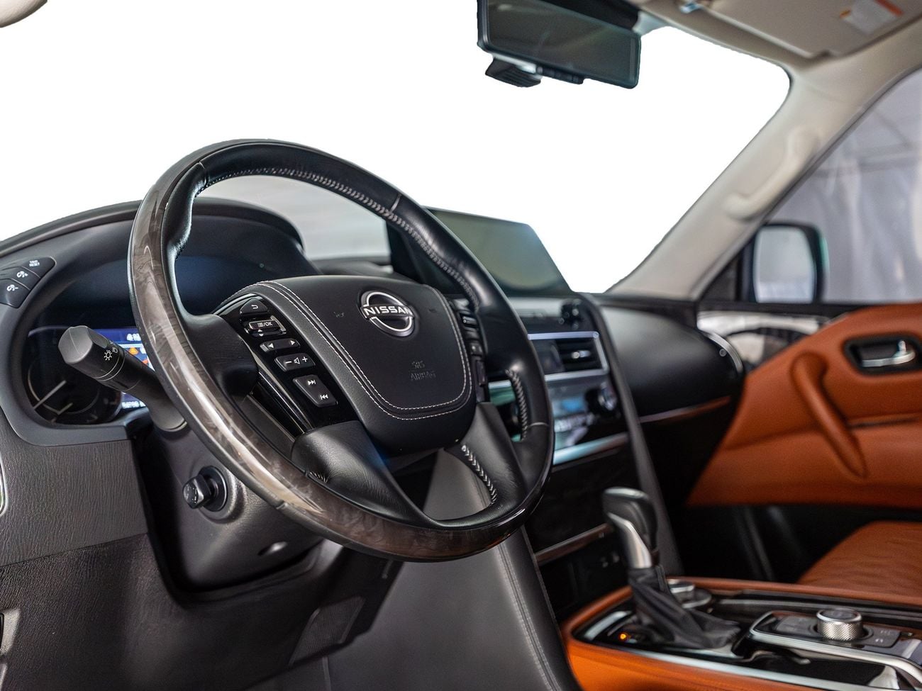 Nissan Patrol LE Platinum City 5.6L LE PLATINUM CITY 5.6