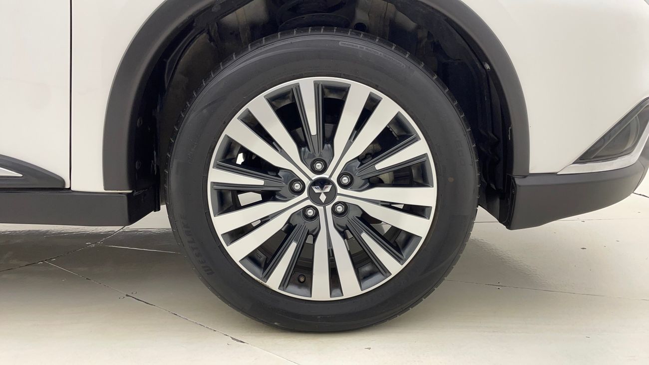 Mitsubishi Outlander GLX MID 2.4 | Zero Down Payment | Home Test Drive