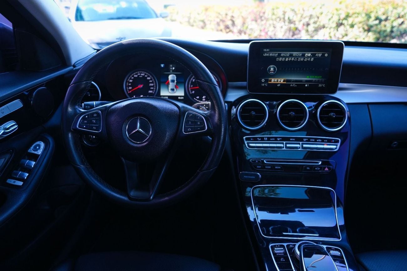 مرسيدس بنز C 200 2018 KOREAN SPECS!! IMMACULATE CONDITION