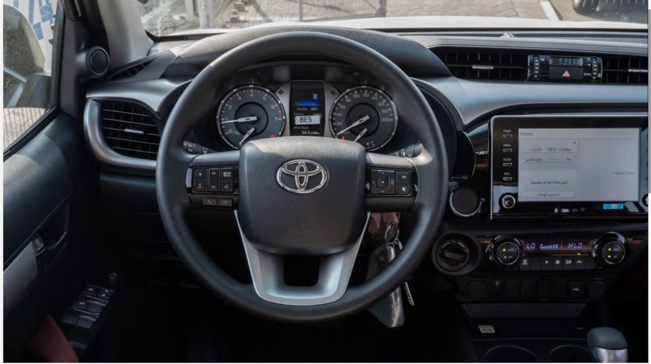 تويوتا هيلوكس GLX 2.7L Double Cab Utility 4WD A/T