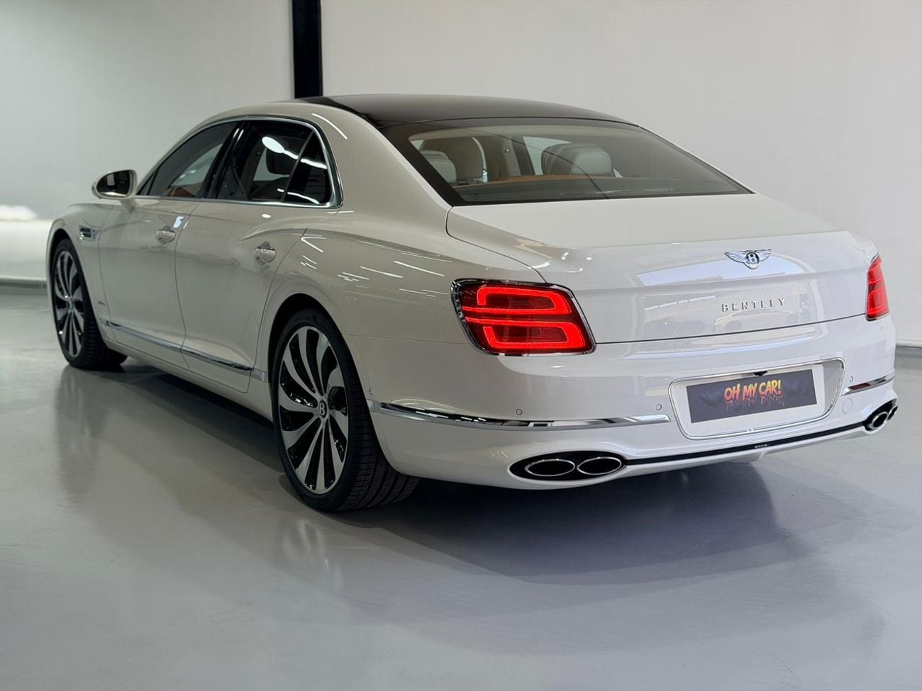 بنتلي فلاينج سبور 4.0T V8