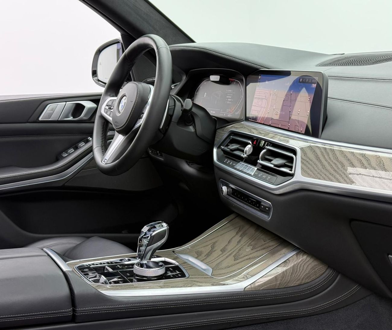 بي أم دبليو X7 2019 BMW X7 xDrive40i M-Sport, Warranty, Full BMW Service History, 7 Seater, Fully Loaded, GCC