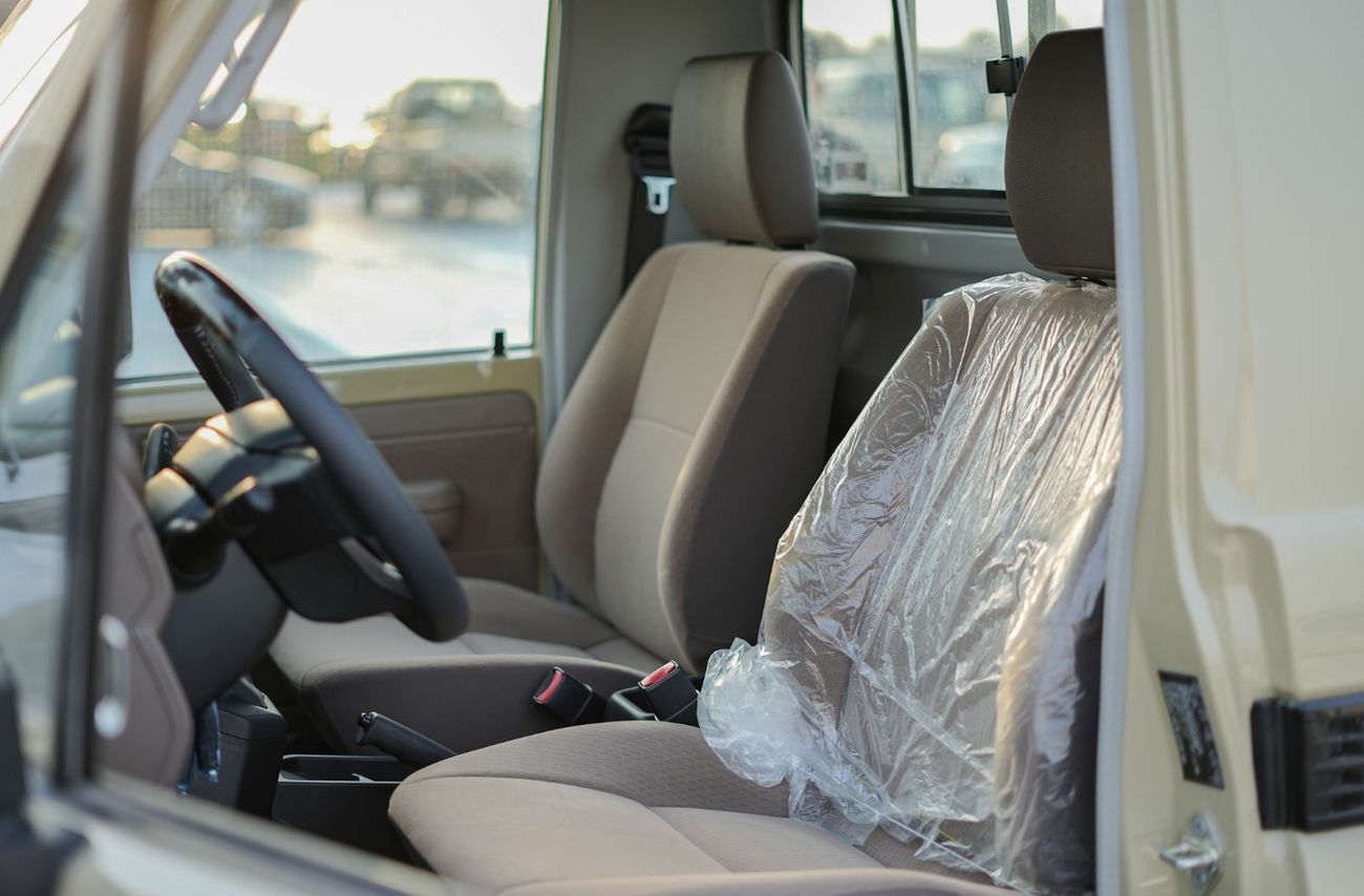 تويوتا لاند كروزر بيك آب 2025 Toyota Land Cruiser LC 79 4.0L AT Petrol Basic (Beige)