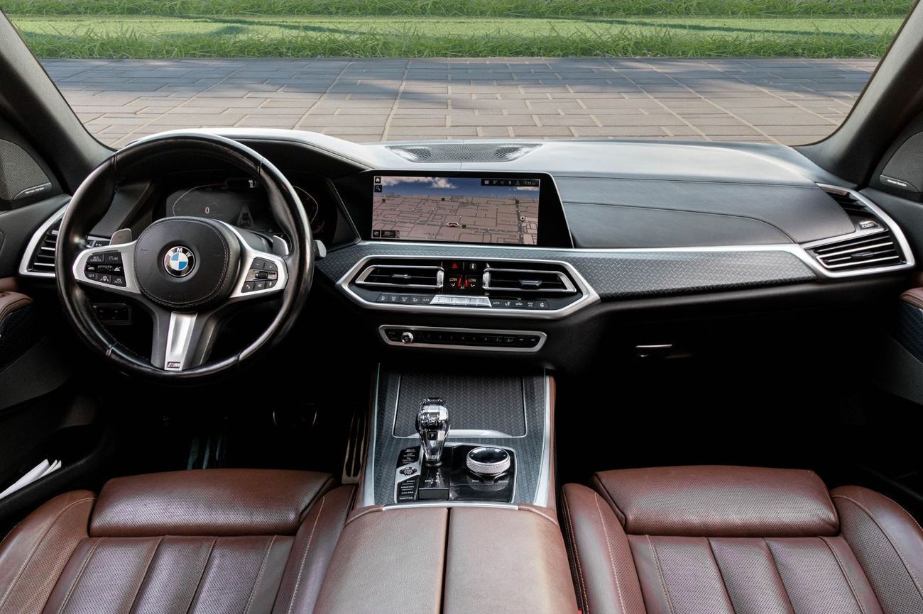 BMW X5 40i M-Kit | 3,427 P.M | 0% Downpayment | Immaculate Condition!