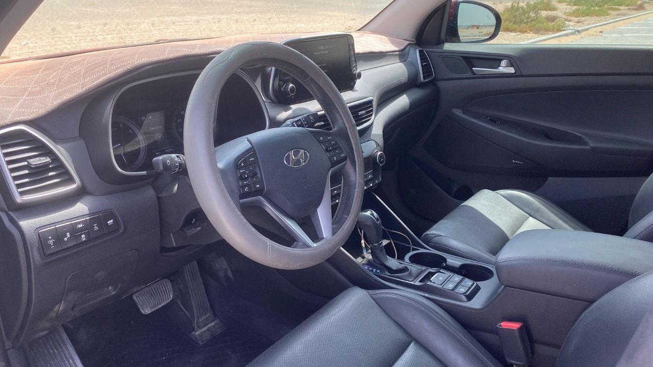 Hyundai Tucson Limited Original Paint 2.4L V4