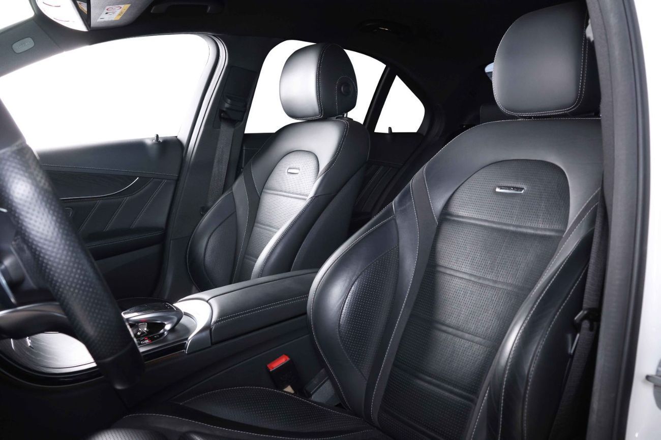 Mercedes-Benz C 63 AMG Std 4.0L Sedan 2017-MERCEDES BENZ C63 AMG-FULL SERVICE HISTORY-IMMACULATE CAR