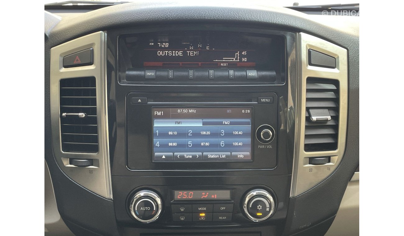 Mitsubishi Pajero 3500