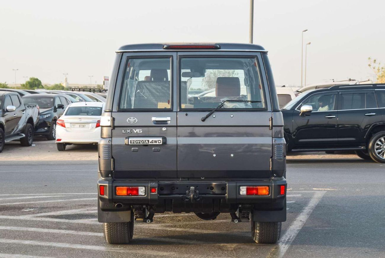 تويوتا لاند كروزر 70 TOYOTA LAND CRUISER 76 4.0L 4WD PETROL SUV 2025