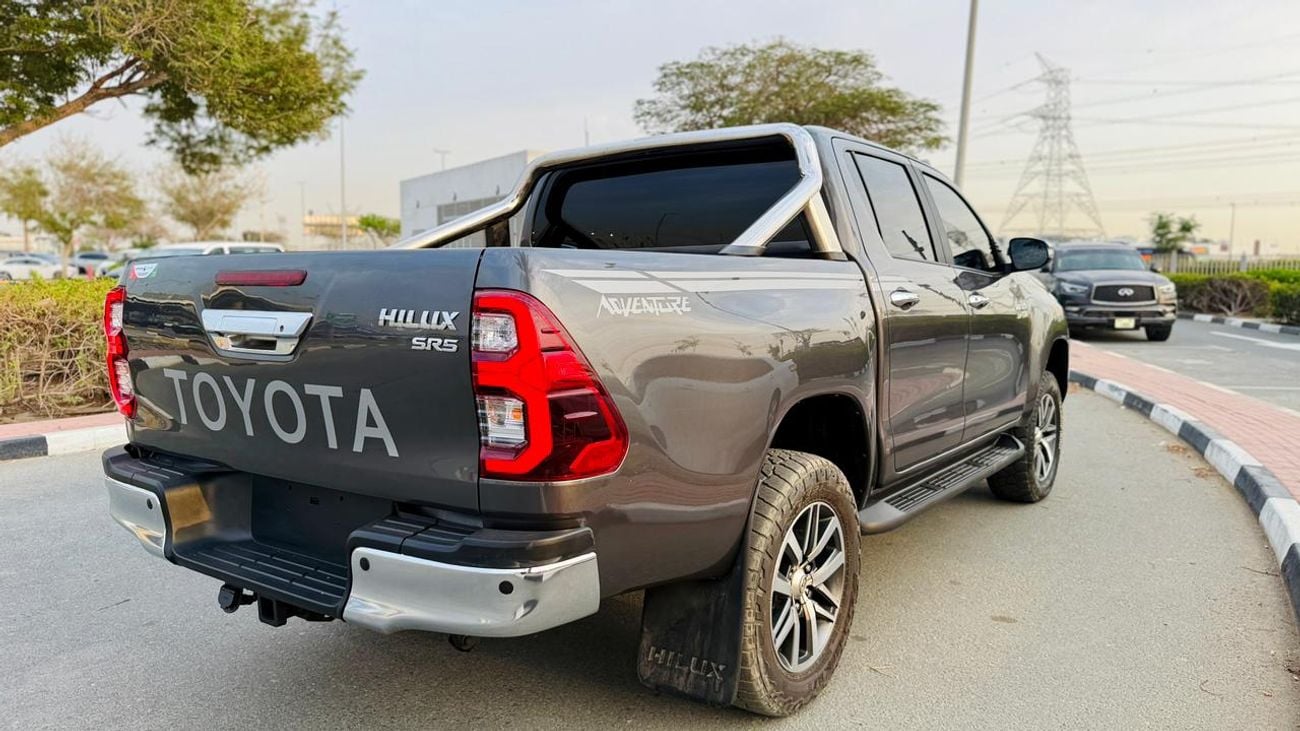 تويوتا هيلوكس -