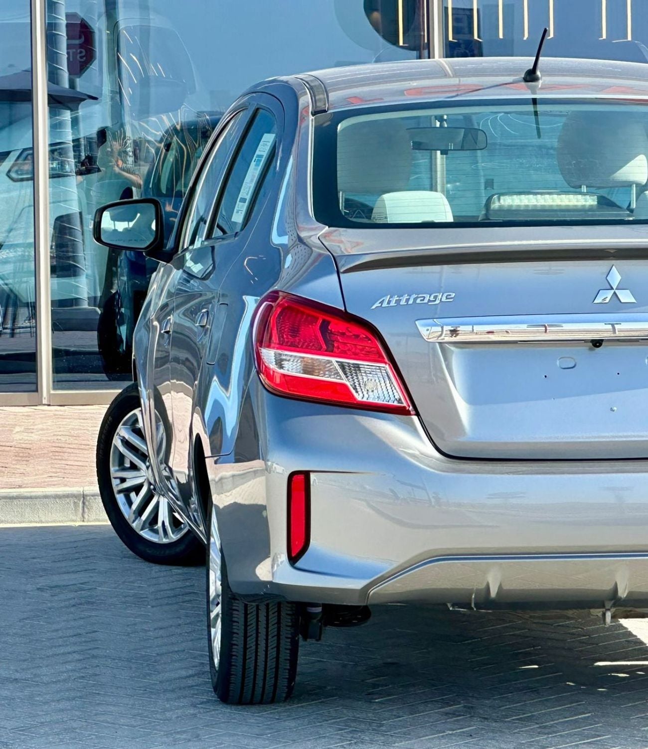 Mitsubishi Attrage GLX MID GLX MEDIUM LINE TRIM, 1.2L, GCC, ACCIDENT FREE, (365/-MONTHLY)
