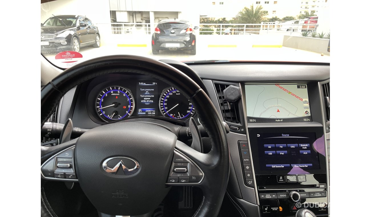 إنفينيتي Q50 3.7 Sport