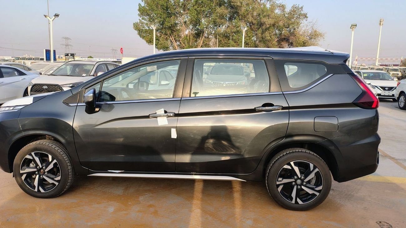 Mitsubishi Xpander MID OPTIONS