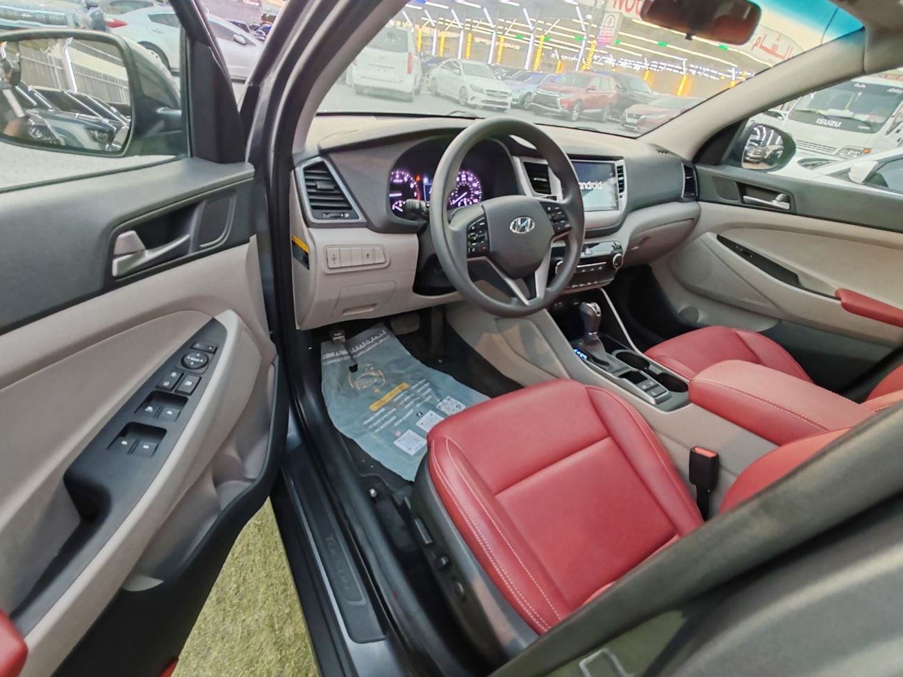 هيونداي توسون GL Warranty one year