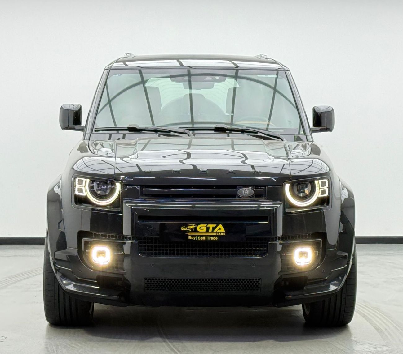 لاند روفر ديفندر P400 110 HSE 3.0L (5 Seater) 2024 Land Rover Defender 110 P400 Urban Kit, 2029 LR Warranty + Service