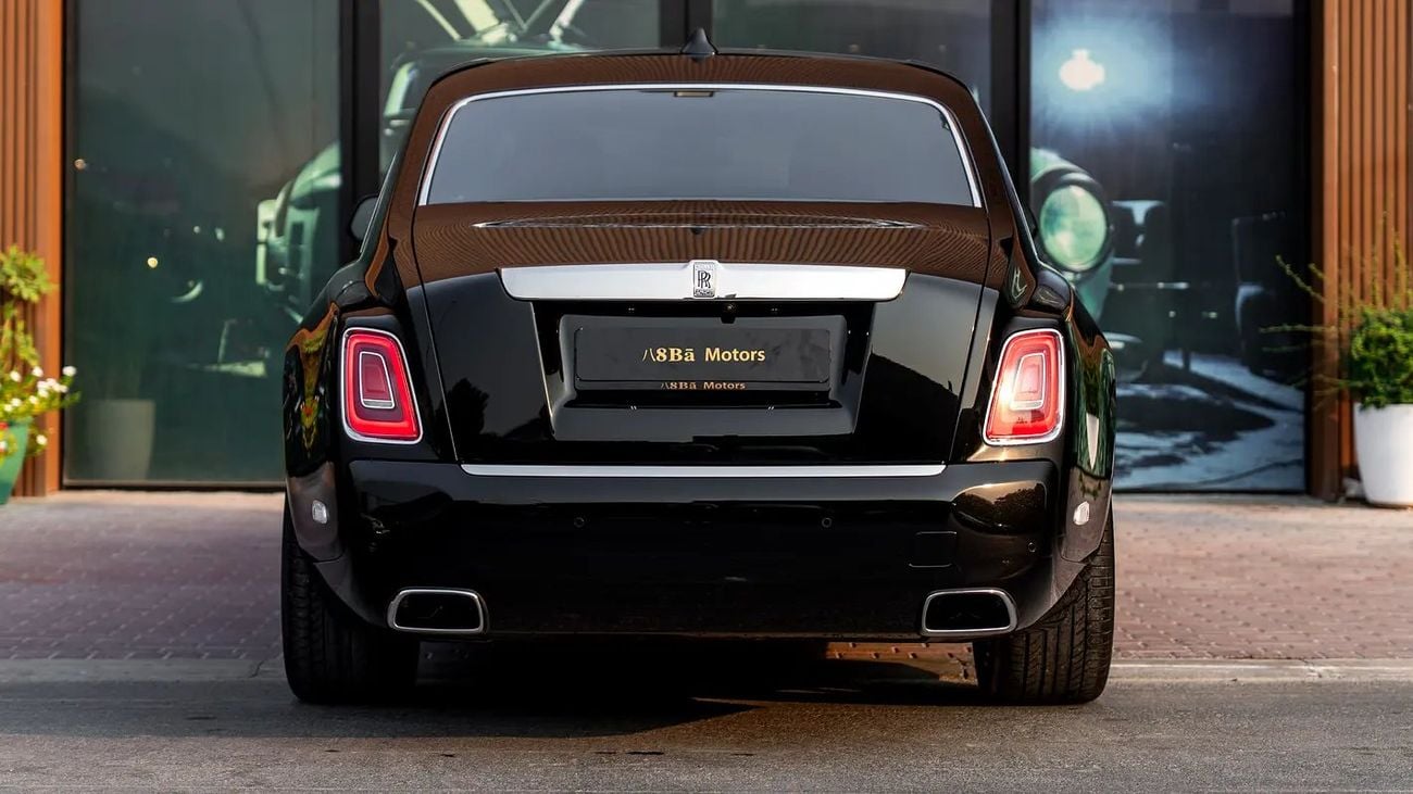 رولز رويس فانتوم GCC Specs | Very Low Mileage