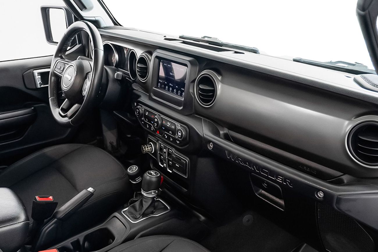 جيب رانجلر Unlimited Sport 3.6L A/T