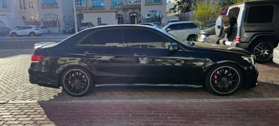 Mercedes Benz E63 AMG