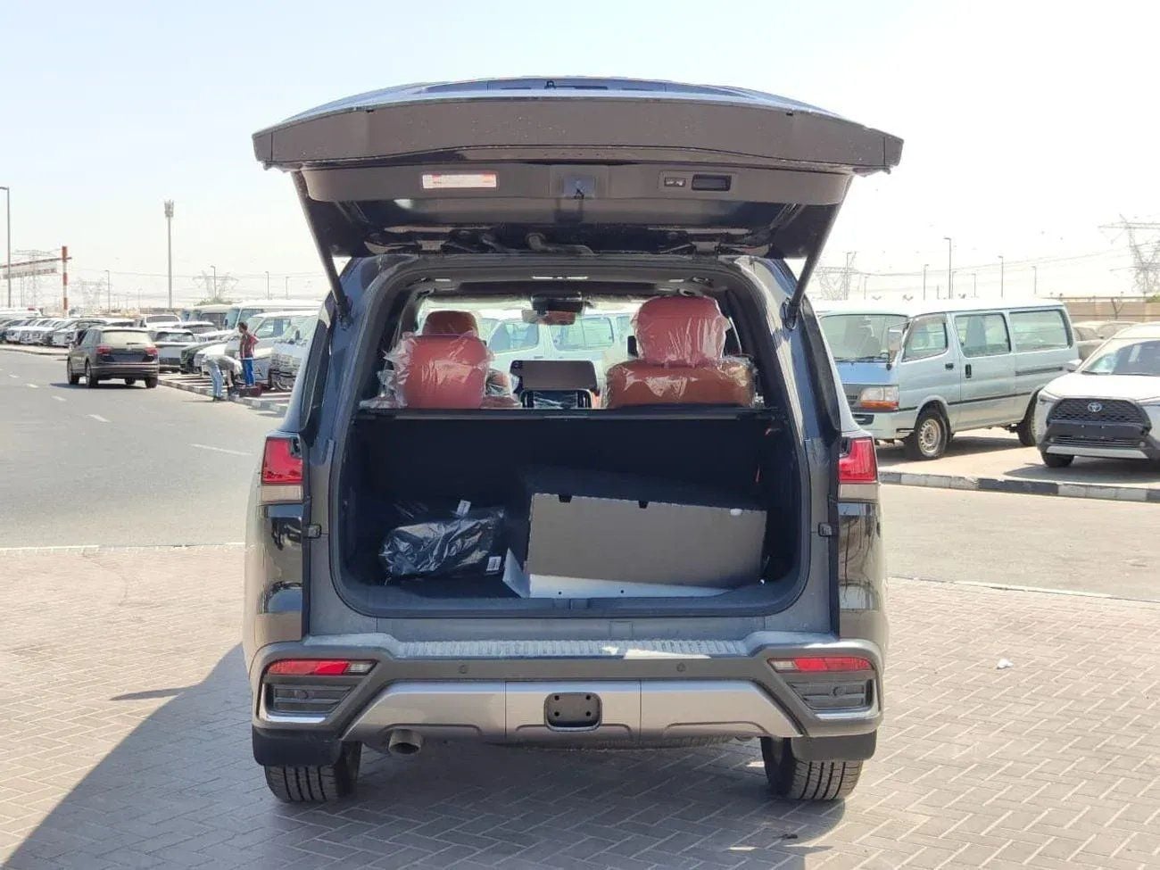 Lexus LX600 VIP LEXUS LX 600 VIP 3.5L