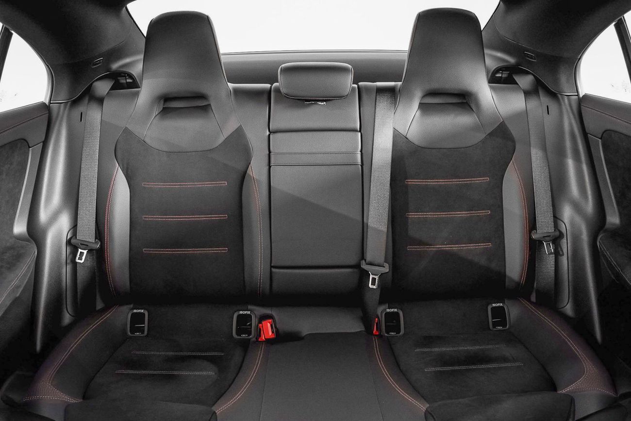 مرسيدس بنز CLA 250 4MATIC